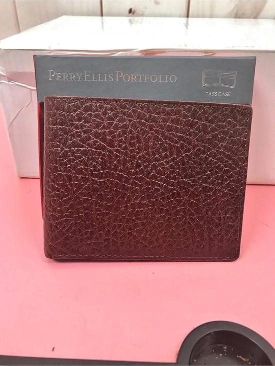 Perry Ellis Other - Perry Ellis CC Passcase Leather Passcase Wallet in Brown NWT